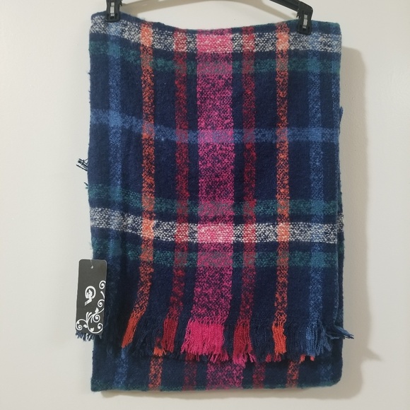 Other - NWT, Soft Plaid Throw Blanket